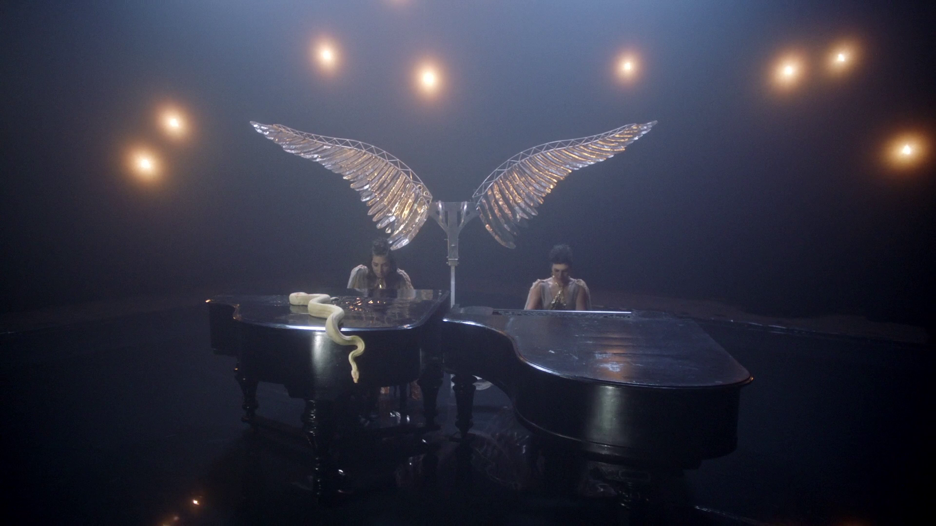 Duo Jatekok estrena video Engel